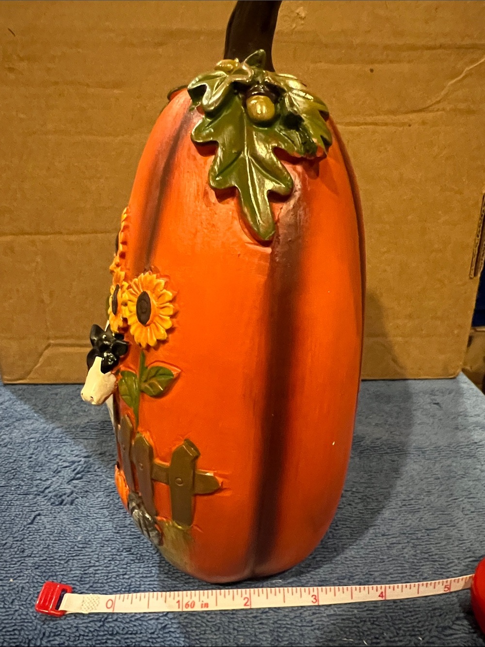 Farmhouse Pumpkin Figurine with Cow and Sunflowers - Orange - Picture 8 of 10